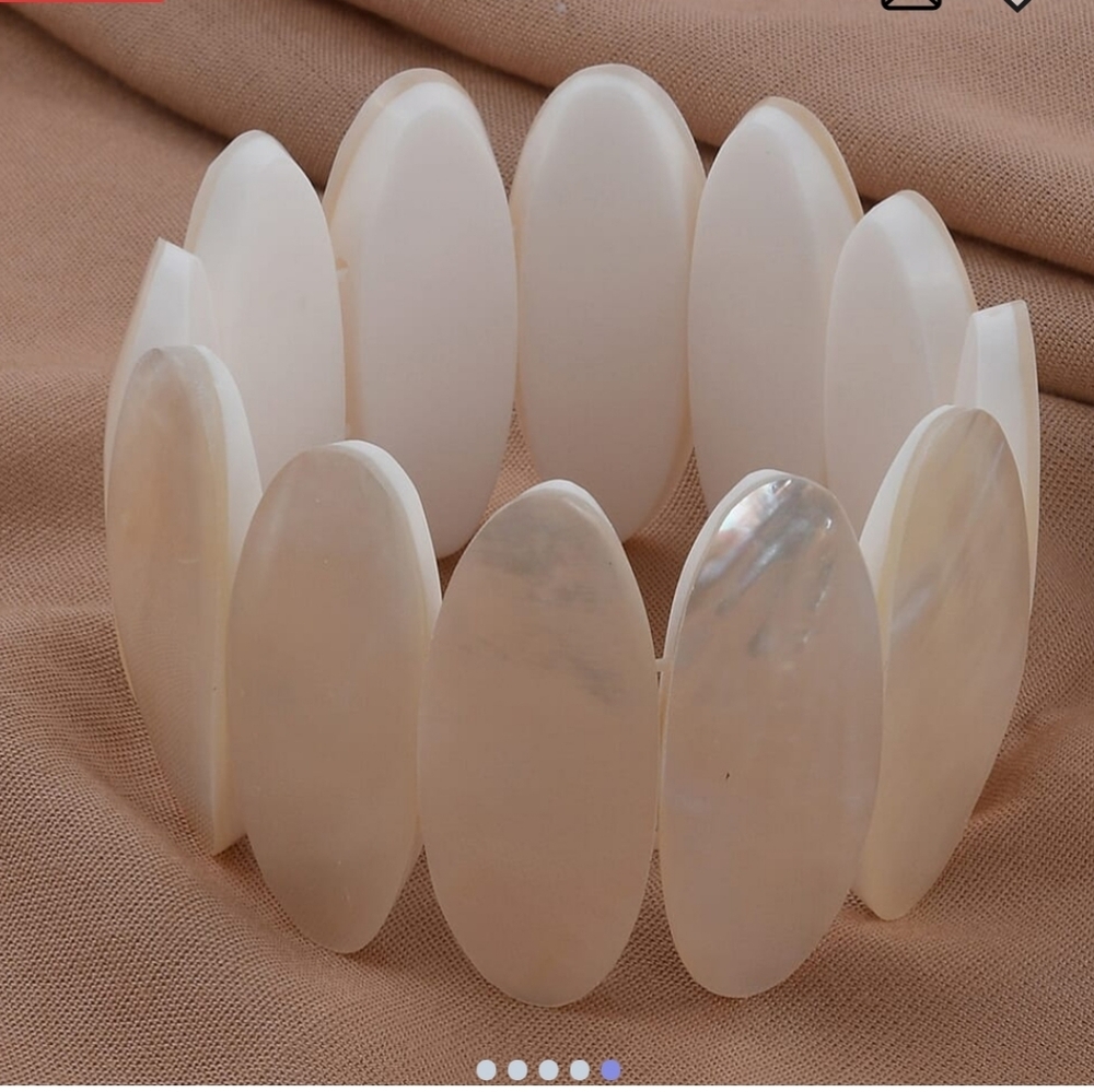 🆕️White Mother of Pearl Inlay Stretch Bracelet (7.50 in)